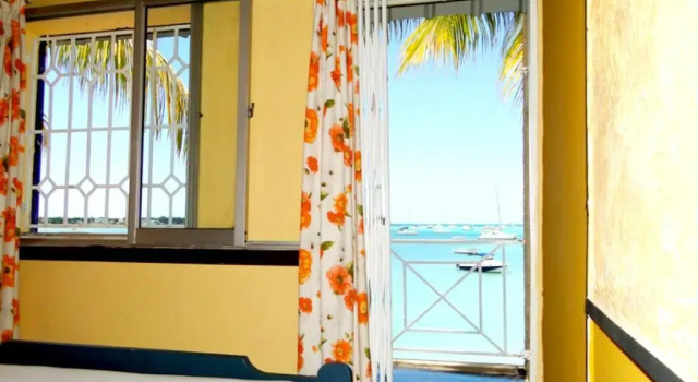 Apartment with 2 Bedrooms in Grand Baie, with Wonderful Sea View, Enclosed Garden And Wifi - 10 M From the Beach