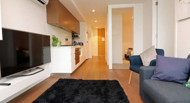 Urban Eden in South Yarra - Rejuvenate Stays