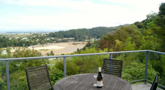 Korora - Kaiteriteri Beach House, Забронировать Отель Кайтеритери Abel Tasman National Park