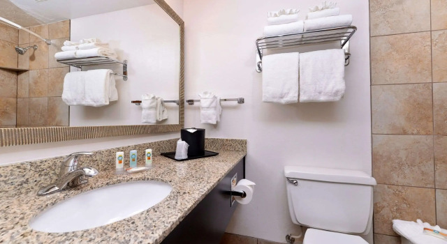 Двухместный номер Standard Quality Inn