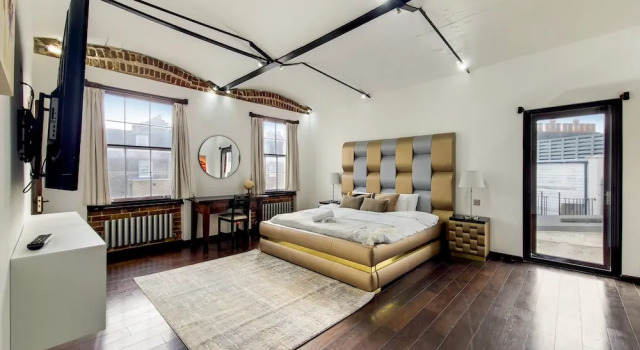 Апартаменты Presidential The Chesham Residences