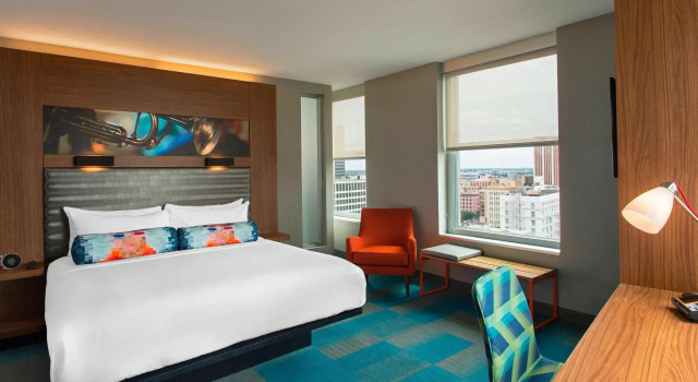 Двухместный номер Standard с видом на город Aloft by Marriott New Orleans Downtown