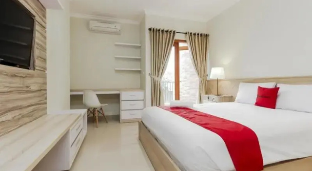 Двухместный номер Premium RedDoorz Premium near Ragunan Zoo 2