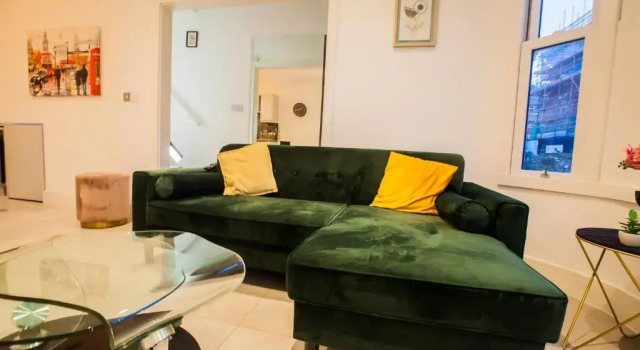 Surbiton Luxury Garden House 19A, Boek Pension Surbiton Groot-Londen