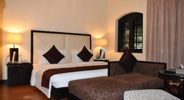Suite Ramada Plaza by Wyndham Karachi Airport Hotel