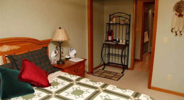 Двухместный номер Standard On Cranberry Pond B&B