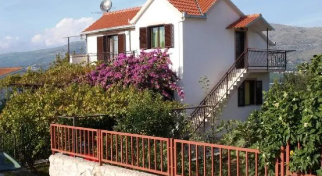 Apartment Zvonar, Забронировать Апартаменты/квартира Округ-Доньи Ciovo Island