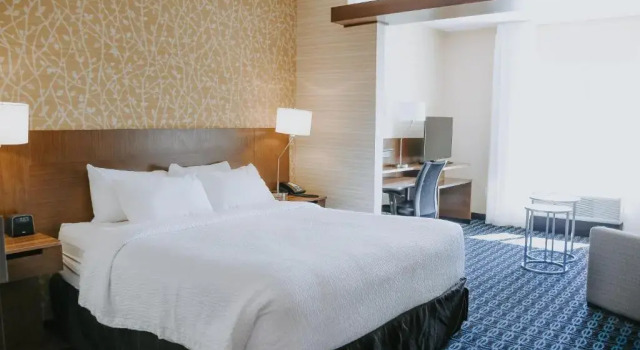 Номер Standard Fairfield Inn & Suites by Marriott Lincoln Airport