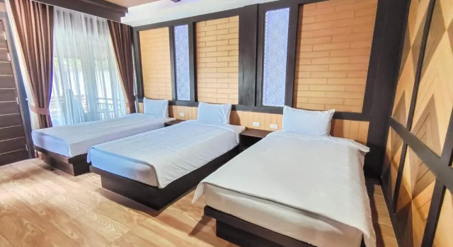 Трёхместный номер Standard Thalang resort