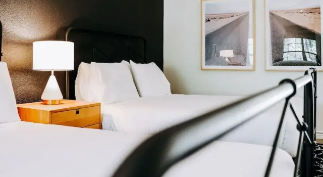 Четырёхместный номер Standard Wimberley Inn & bar