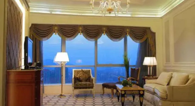 Dyrektorski suite z widokiem na jezioro Star Lake Hotel