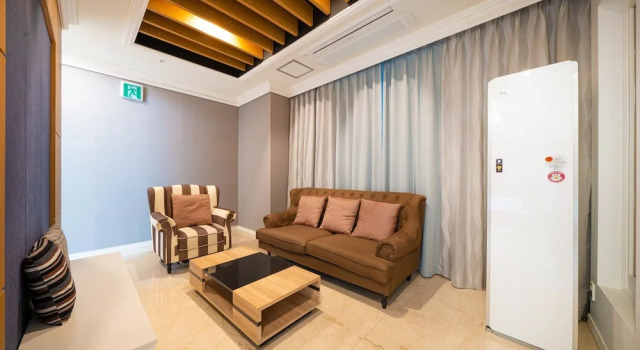 Номер Royal Hotel Core