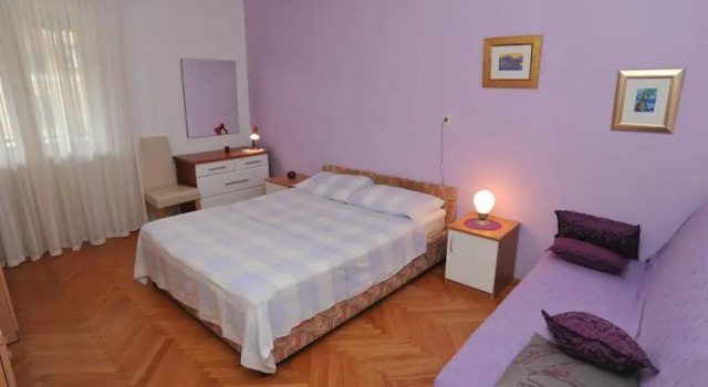 Apartments Split Holidays, Prenota Appartamento Splitska 