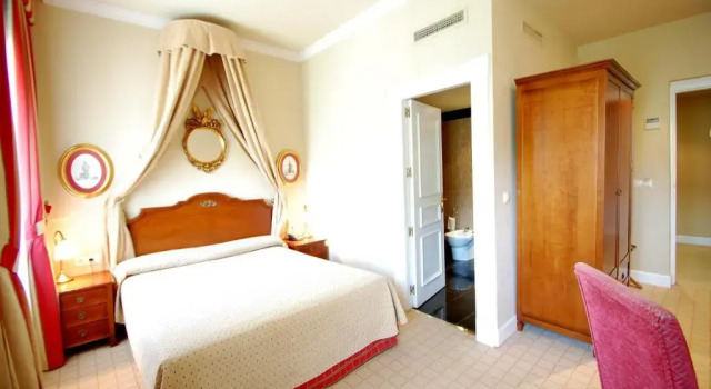 Одноместный номер Gran Hotel Pelayo