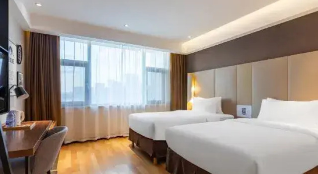 Xicheng Yiju Hotel ( Wuhan Railway Station& Wuhan Happy Valley), Prenota Hotel Hotel a Hubei con parcheggio, Parcheggio