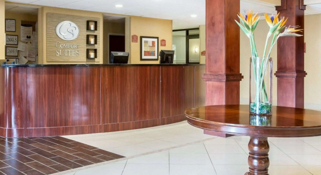 Comfort Suites Atlanta Airport, Забронировать Отель Форест-Парк Джорджия