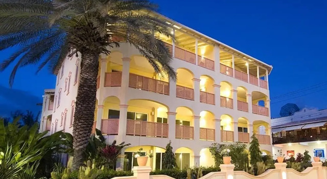 Modern Apt Near Beach In St. Lawrence Gap - Terraces 402 3 Bedroom Apts