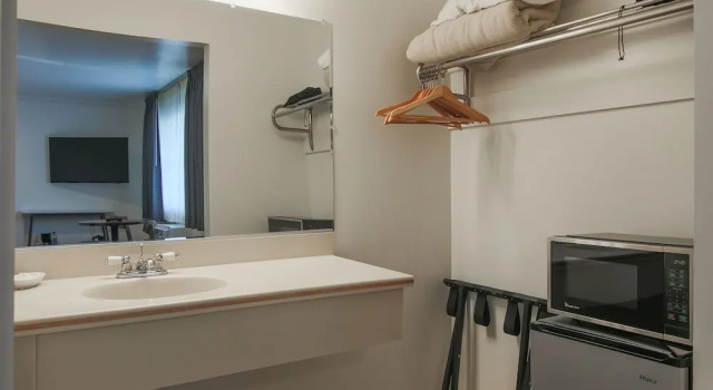Четырёхместный номер Standard Solvang Inn & Cottages