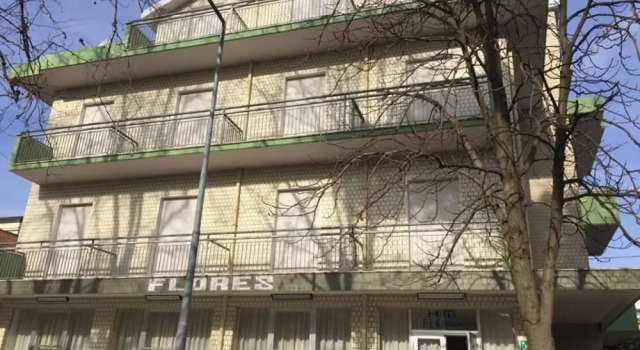 Hotel Flores