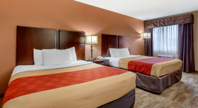 Четырёхместный номер Standard Econo Lodge Black Hills