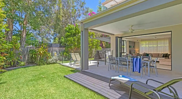 Вилла Luxury Noosa Village River Resort