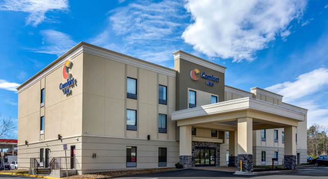 Comfort Inn South Chesterfield - Colonial Heights, Забронировать Отель Питерсберг Виргиния