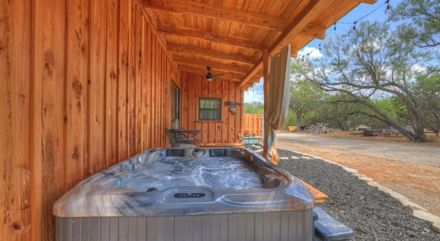 Коттедж Saw Mill Cabin