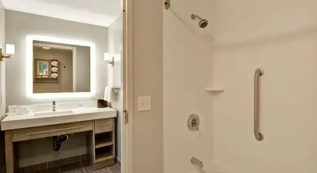 Номер Standard Homewood Suites By Hilton Hadley Amherst