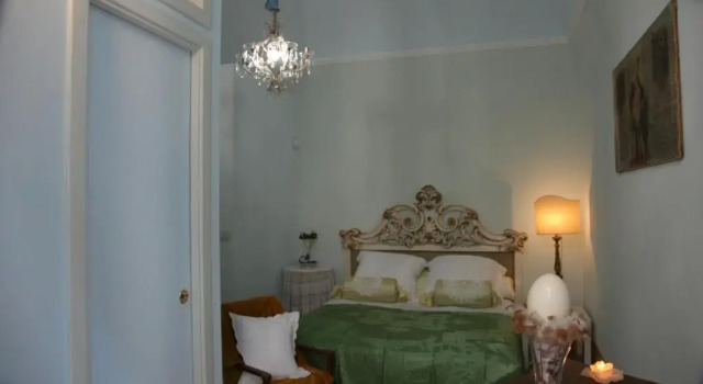 Locus Amoenus Luxury Rooms, Book Hotel Hoteller i Corato med morgenmad, Morgenmad