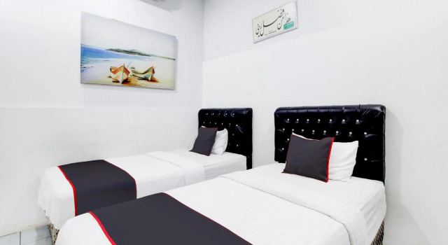 Hotel O Jalan Jenderal Sudirman Near Imam Bonjol Square Formerly Nelvi Guest House, Book Guesthouse Cheap Hotels in Padang