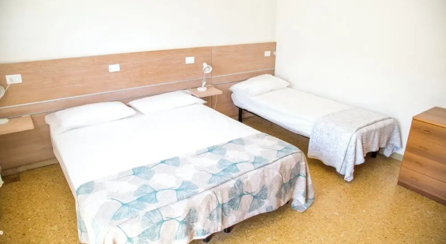 Апартаменты с 2 комнатами с балконом и с видом на город Two Bedroom Flat Close to the Beach in Eraclea