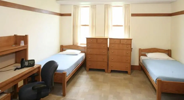 Двухместный номер Classic Acadia University
