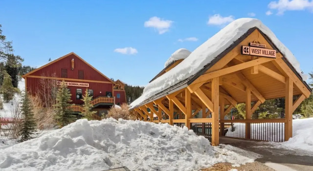 Greens at Copper #318 By Summit County Mountain Retreats, Забронировать Апартаменты/квартира Отели Коппер-Маунтин с парковкой, Парковка