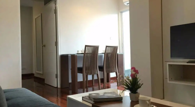 Двухместный номер Comfort с балконом The Sriracha Residence