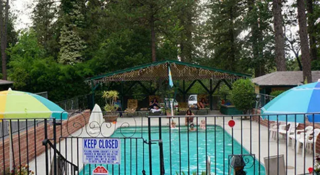 The Lantern Inn, Rezerwuj Hotel Paradise Kalifornia