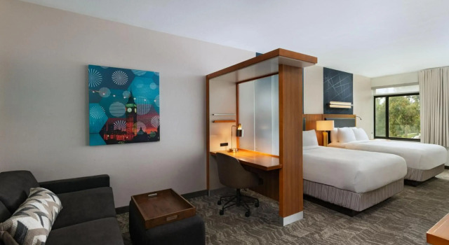 Springhill Suites by Marriott Anaheim Maingate, Забронировать Отель Анахайм Disneyland California, рядом с Курорт Disneyland® Resort