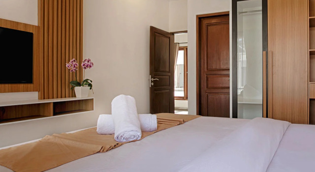 Taman Seminyak Suites, Забронировать Вилла Отели провинции Бали с завтраком, Завтраки
