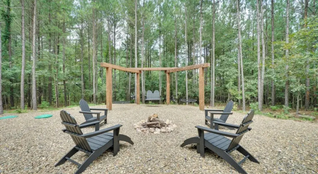 Коттедж с 3 комнатами 'sutton Ridge' Cabin Rental: Hot Tub & Swing Set!