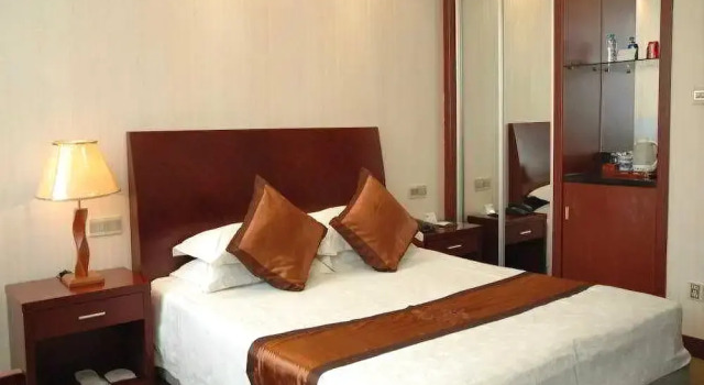 Piao Ying Bund, Varaa Hotelli Hongkou 