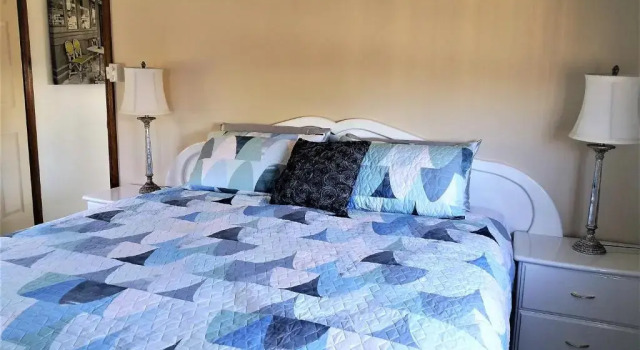 Вилла c 1 комнатой Must Love Dogs B&B & Self Contained Cottage