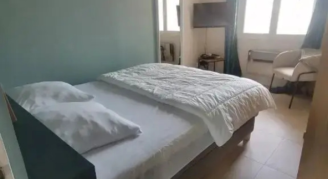 Le Méditerranée 1er Ligne vue mer classe 3, Boek Hotel Hotels in Canet-en-Roussillon met parkeren, Parkeren