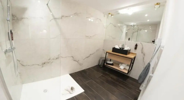 Люкс Le Confidentiel Hôtel & SPA