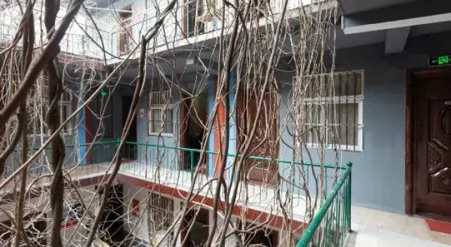 Zhumadian street guest hotel