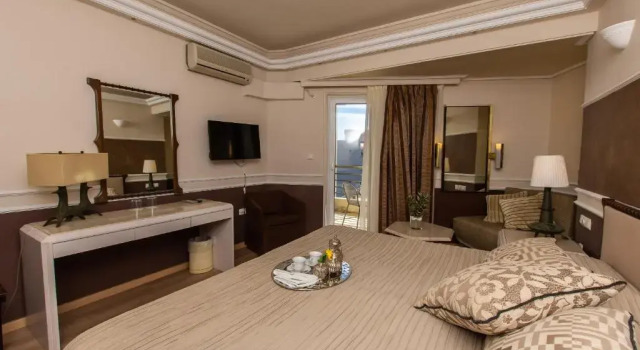 Двухместный номер с видом на бассейн Mati Hotel