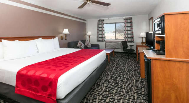 Двухместный номер Accessible Standard Ramada by Wyndham Oklahoma City Airport North