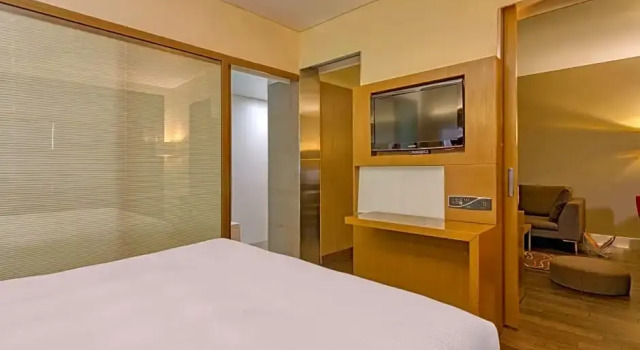 Люкс Executive Novotel Bengaluru Outer Ring Road