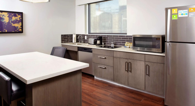 Четырёхместный люкс с кухней c 1 комнатой Hyatt House Denver Lakewood Belmar