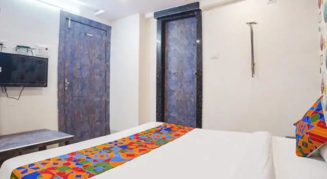 Fabhotel The Pannis