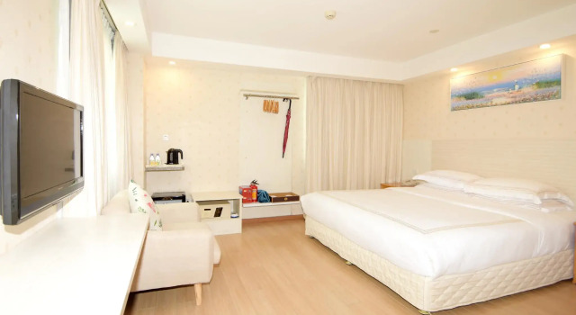 Двухместный номер Standard Overseas Chinese Friendship Hotel
