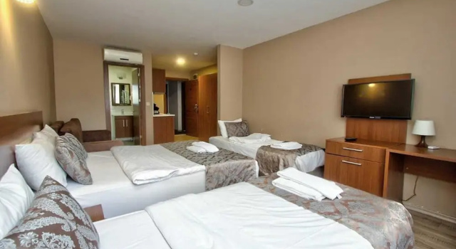 Четырёхместный номер Deluxe Wide Suites Taksim